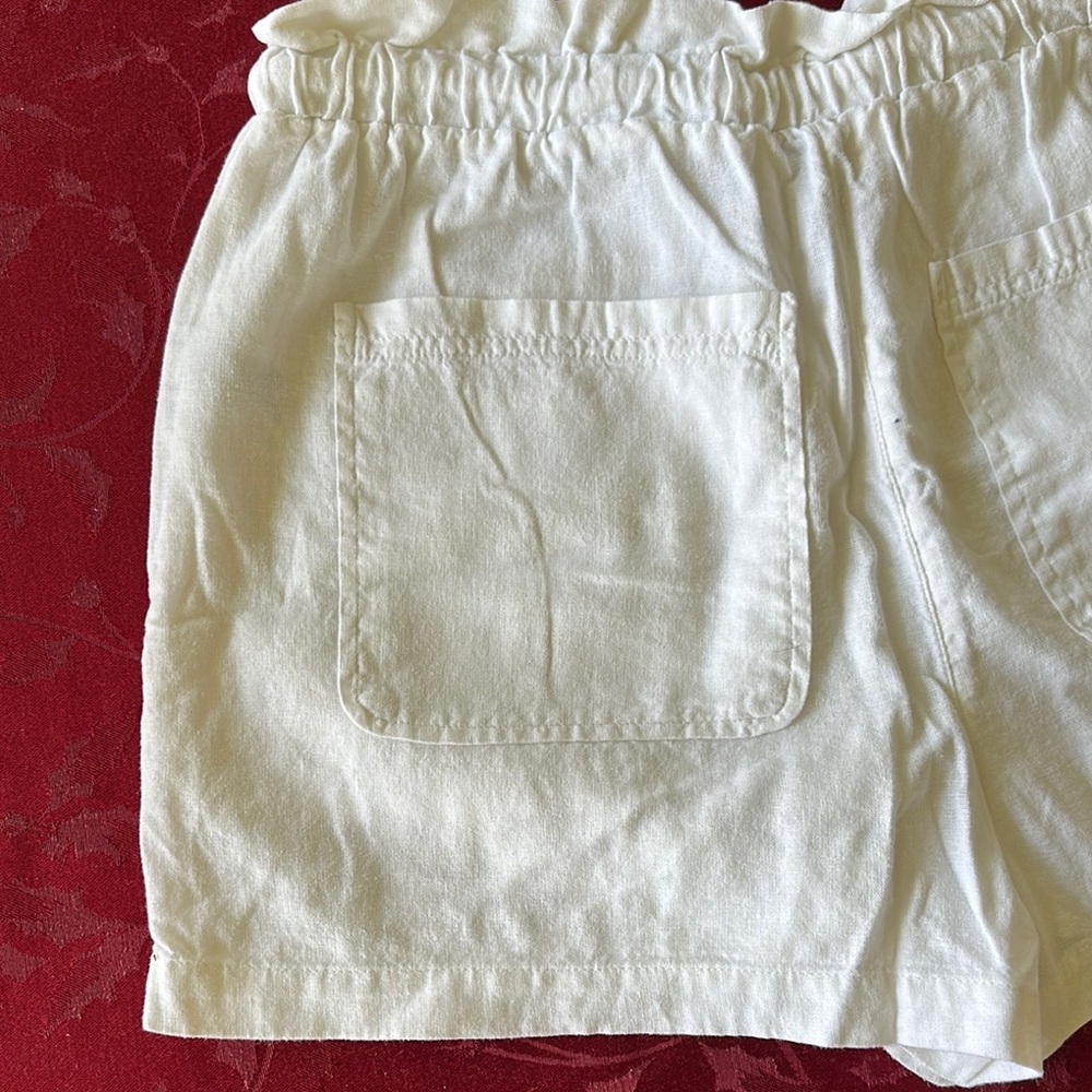 Universal Thread Women's White Linen Cargo Shorts EUC - Picture 4 of 7